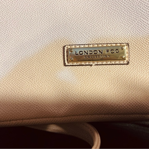 Elegant Cream London Fog Crossbody Bag - Picture 4 of 11